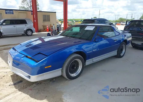 1986 Pontiac Firebird Trans Am из США, поврежденный, VIN 1G2FW87F0GL245170